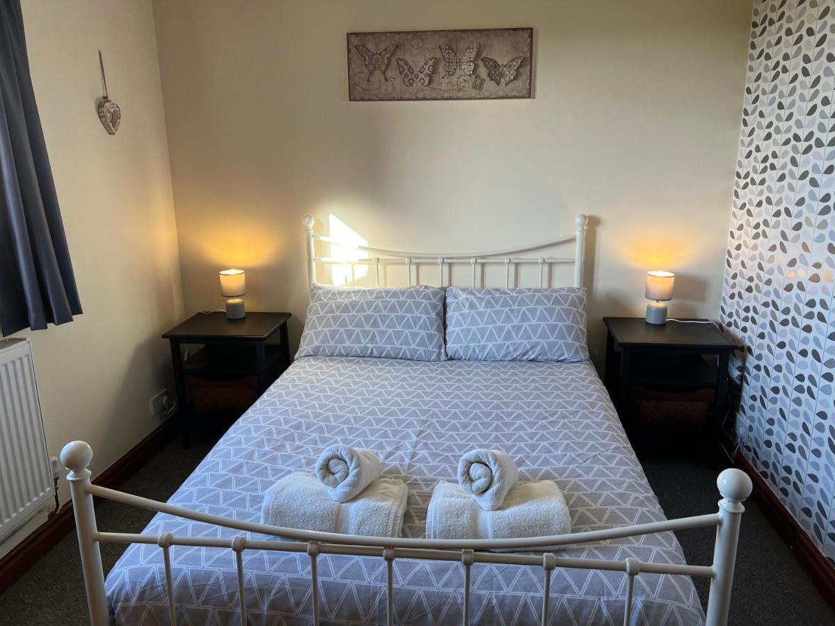 4 Bedroom Detached Farmhouse Mountain Views 波马利斯 外观 照片